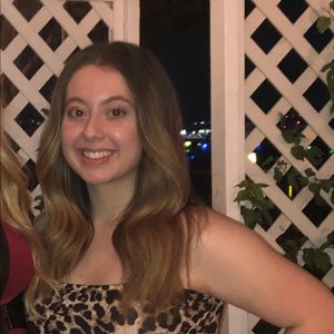 Meet your Posher, Isabella